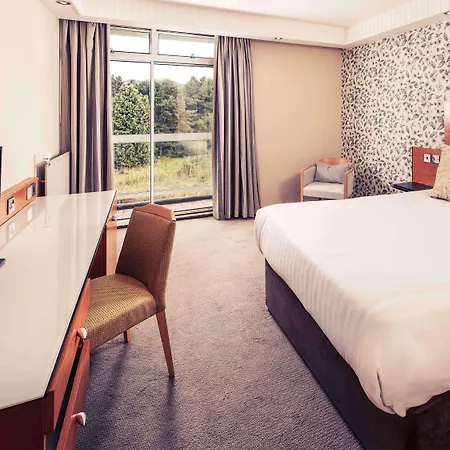 Mercure Leeds Parkway Hotel