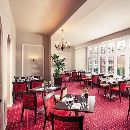 Mercure Parkway Otel