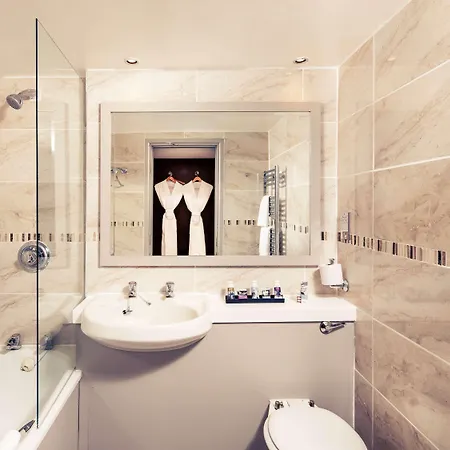 Mercure Parkway 3* Лидс