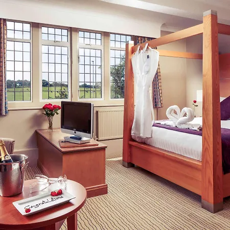 Mercure Leeds Parkway Hotel