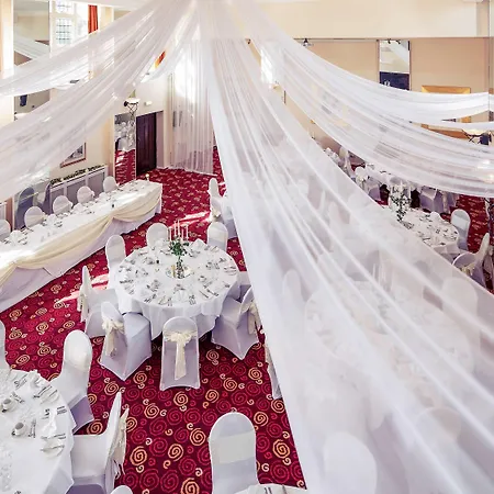 Mercure Leeds Parkway Hotel