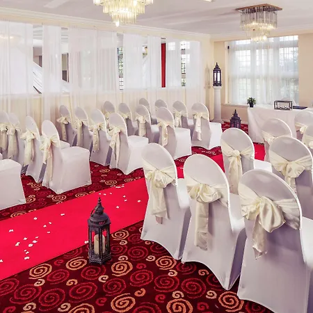 Mercure Parkway 3*