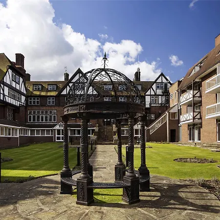 Hotel Mercure Parkway 3*