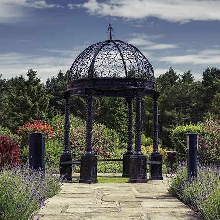 Hotel Mercure Parkway