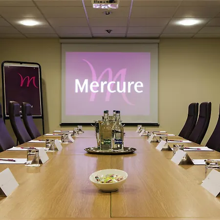 Mercure Parkway 3* Лидс