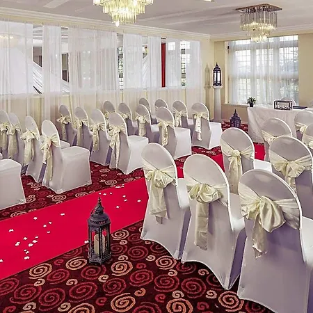 Hotel Mercure Parkway 3*