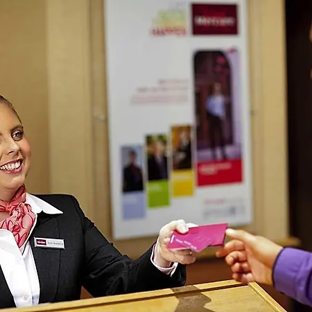 Hotel Mercure Parkway