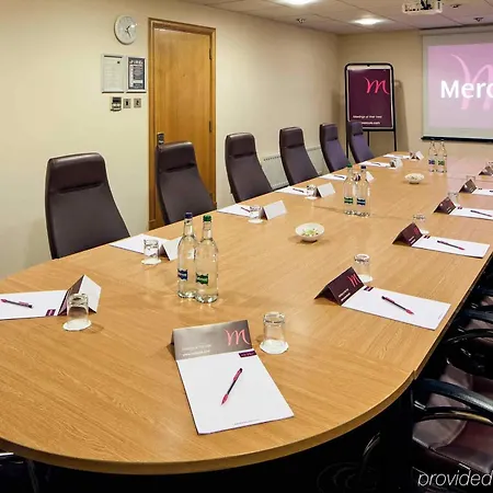 Mercure Parkway Hotel 3*
