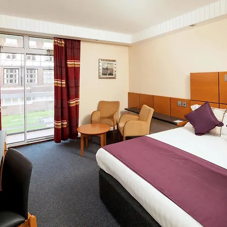 Otel Mercure Parkway