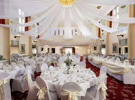Mercure Parkway 3*