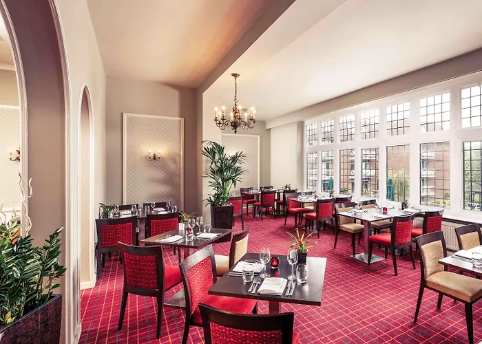 Mercure Parkway Hotel