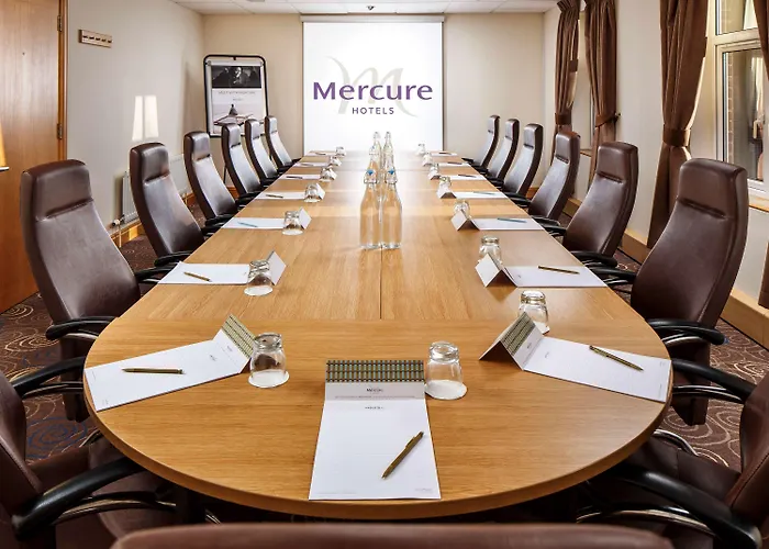 Mercure Parkway Hotel 3*