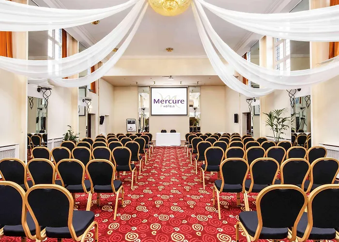 Hotel Mercure Parkway