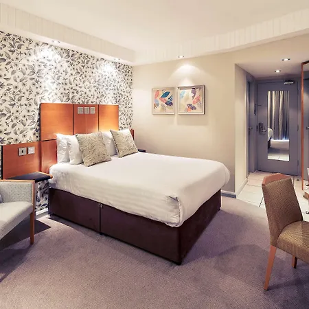 Hotel Mercure Parkway Leeds (West Yorkshire)
