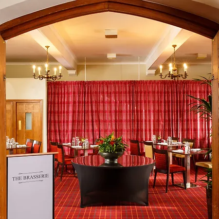 Mercure Parkway Hotel 3*