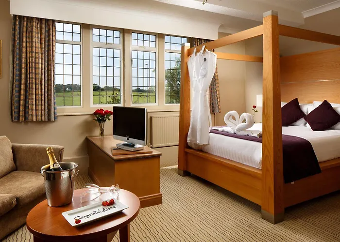 Mercure Parkway Hotel